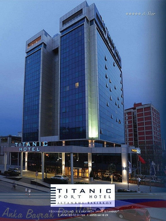 Otel Bayrak Direği