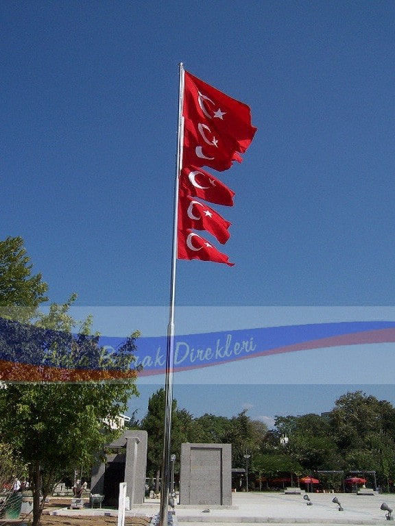 Düzce Anıtpark Bayrak Direkleri